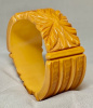 BB282 flower & bark carved wide corn bakelite bangle 